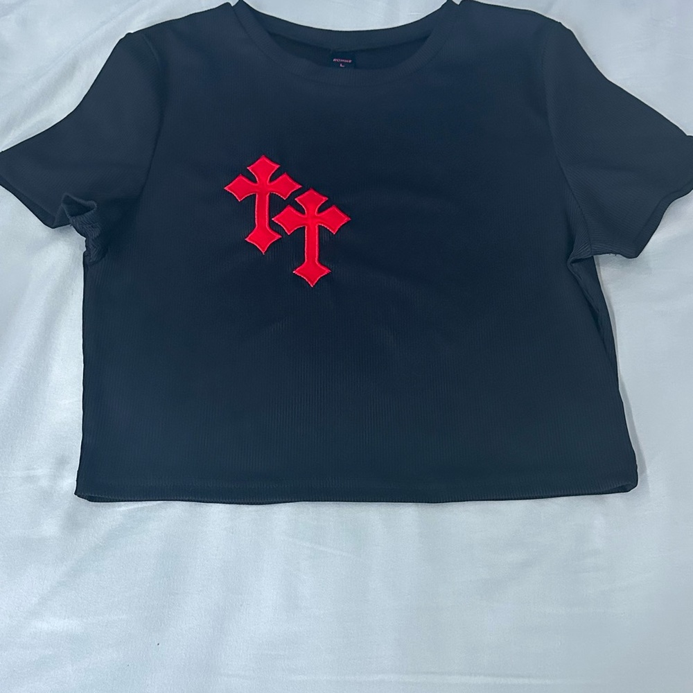 ROMWE Black Tee with Red Crosses